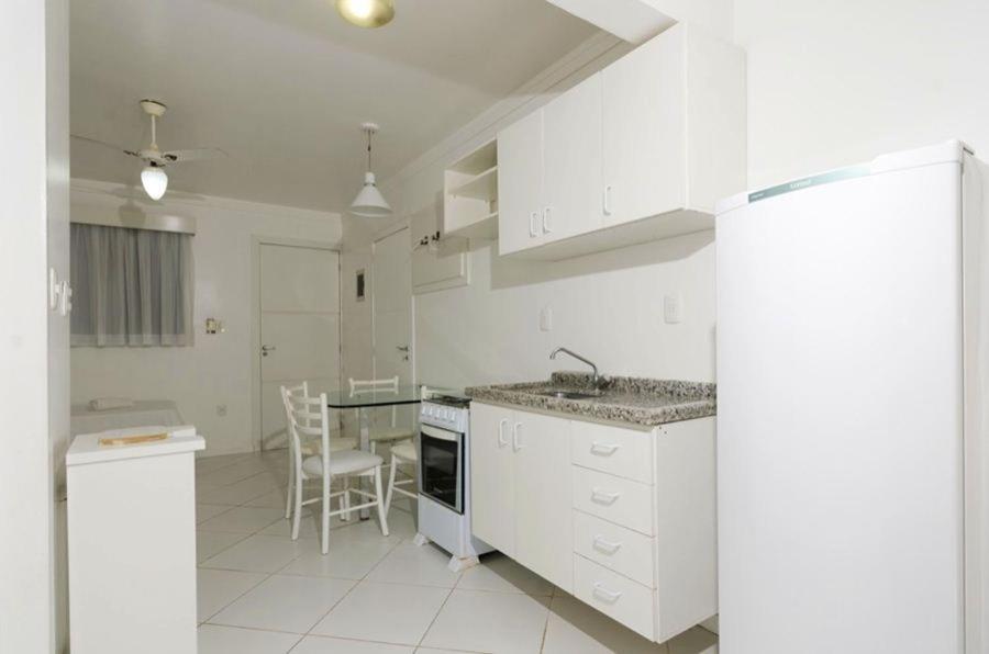 Bombinhas Tourist Apart Екстериор снимка