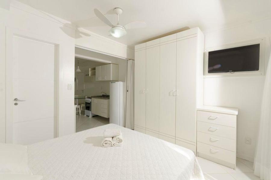 Bombinhas Tourist Apart Екстериор снимка