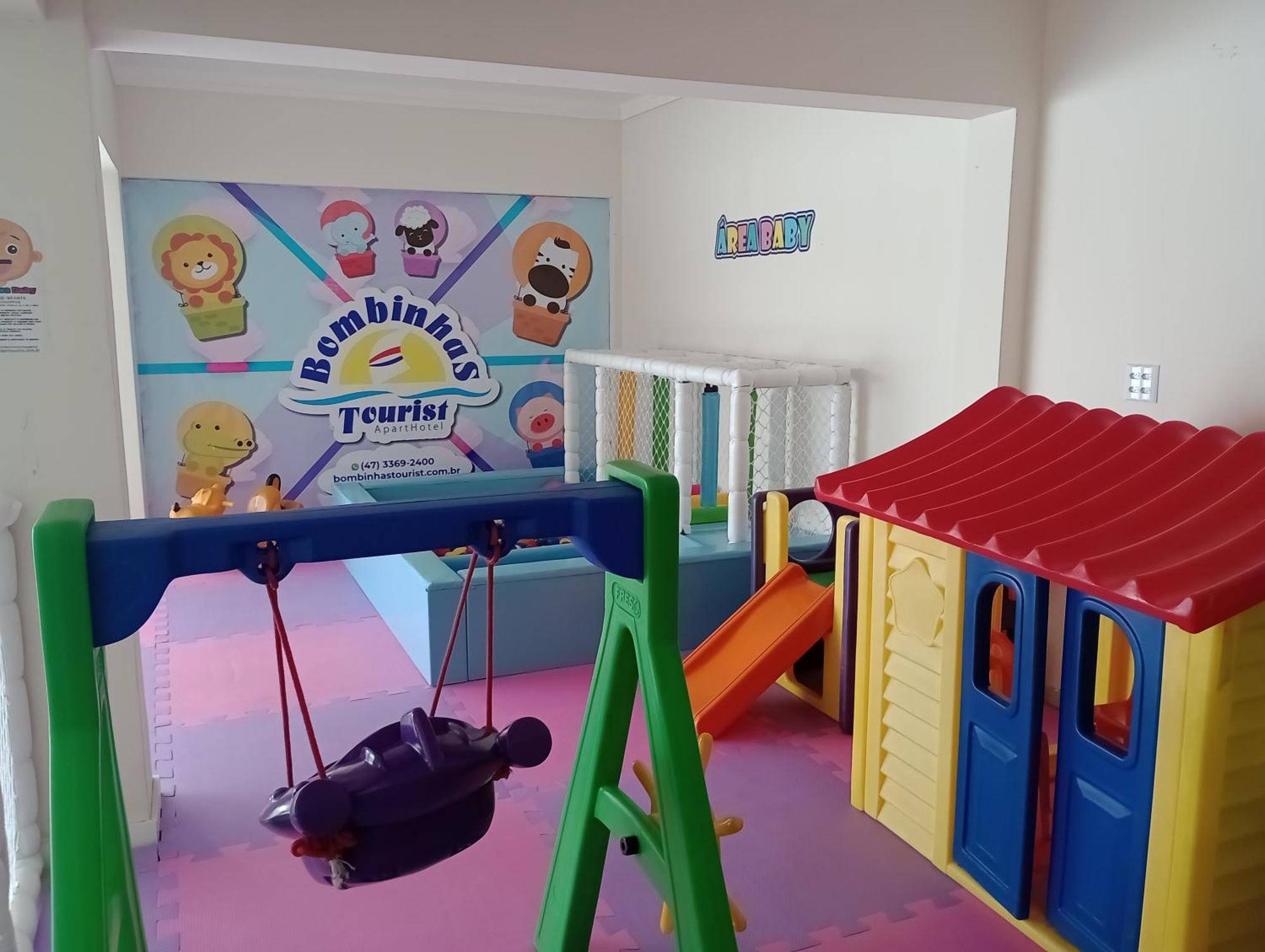 Bombinhas Tourist Apart Екстериор снимка