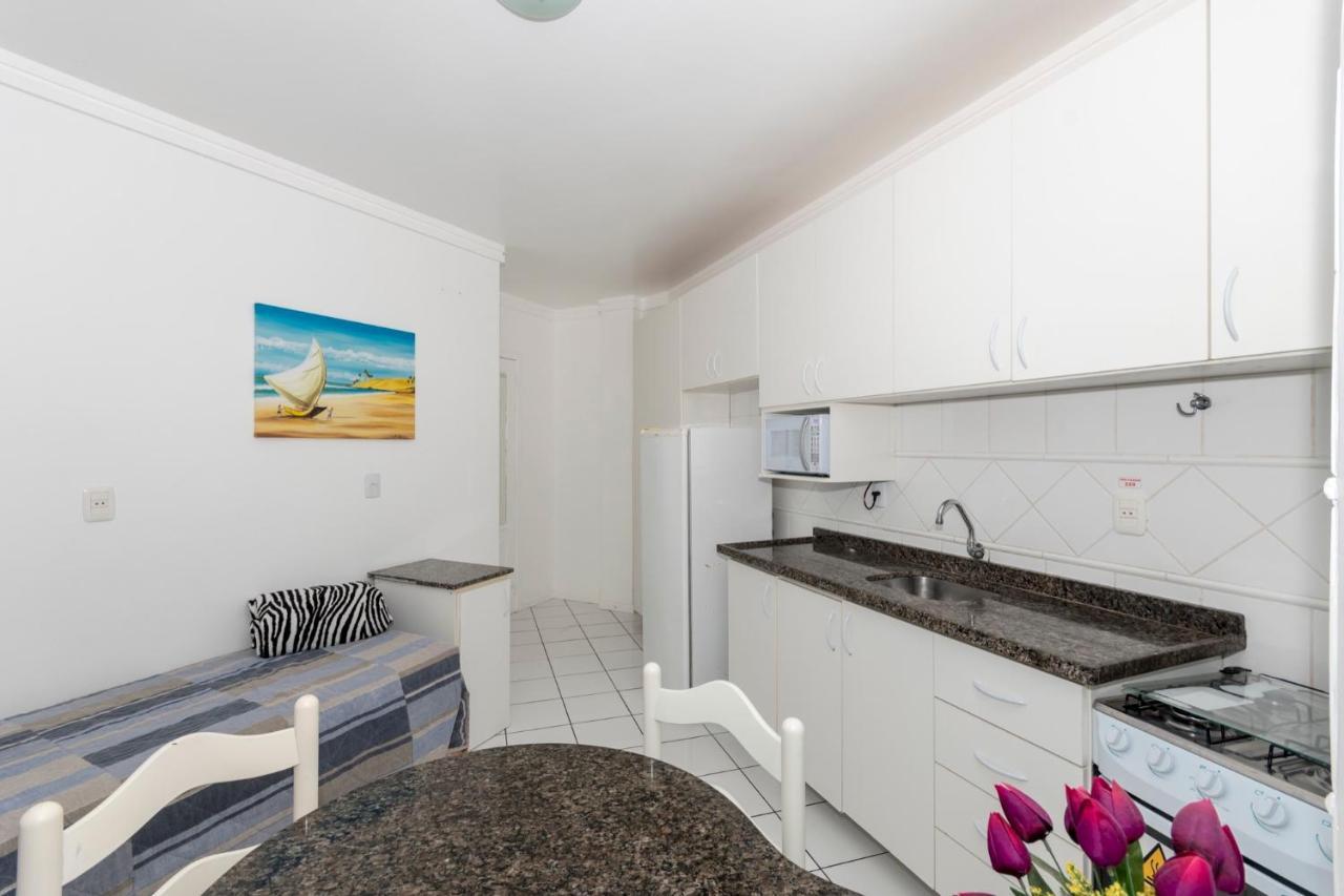 Bombinhas Tourist Apart Екстериор снимка